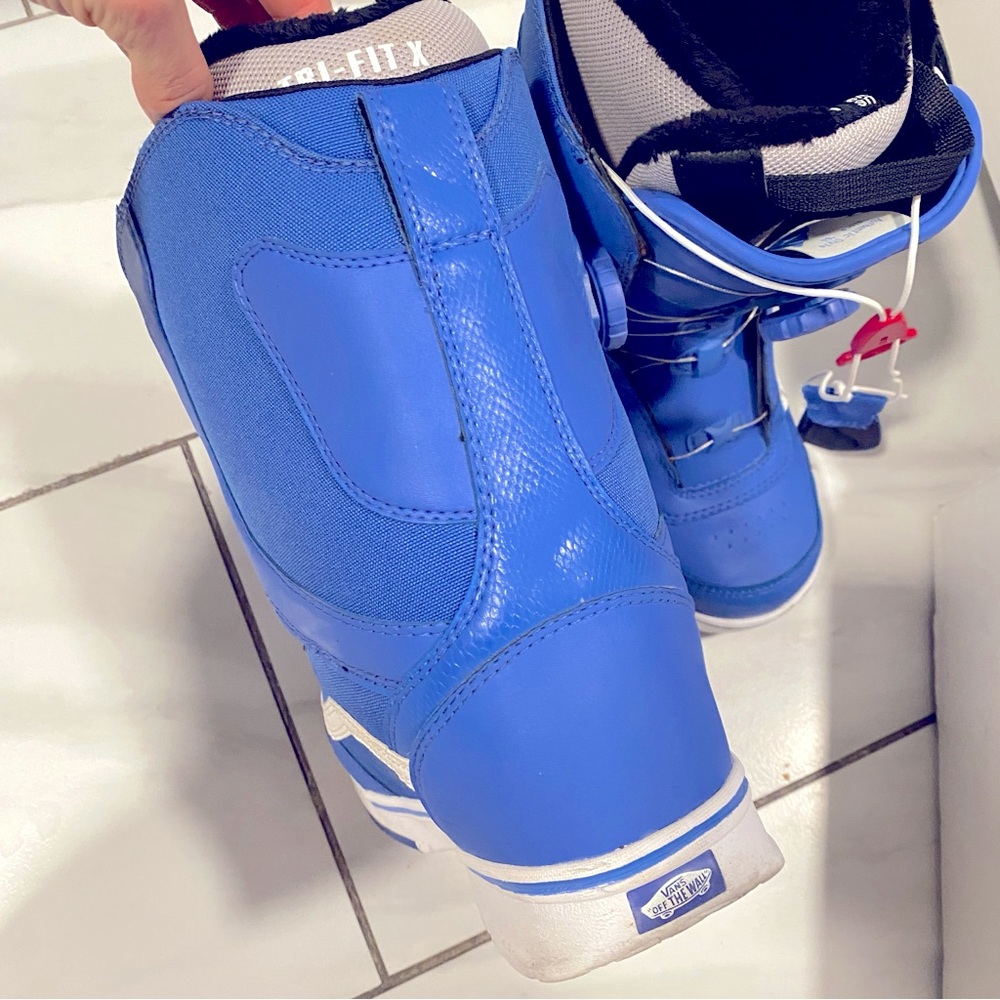 Vans snowboard boots. Women Sz9 - Picture 3 of 15